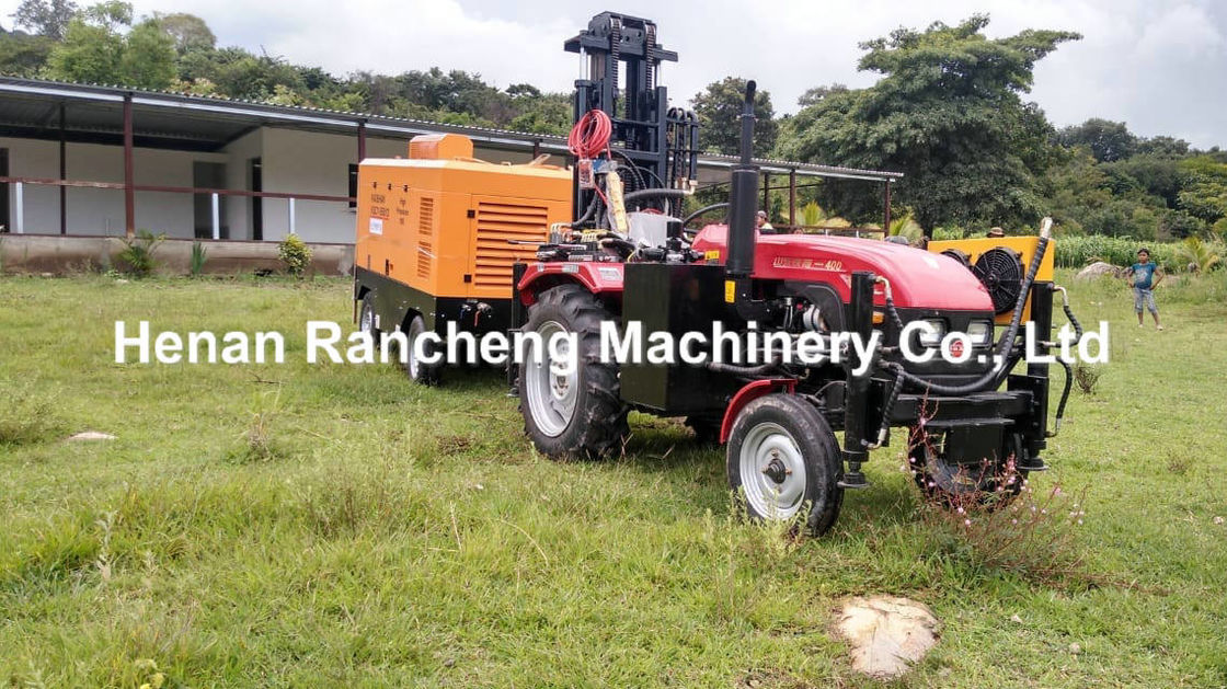 Máquina de perfuração de poços de água hidráulica com motor a diesel de profundidade de 200 m e 40 cv com veículo de três rodas