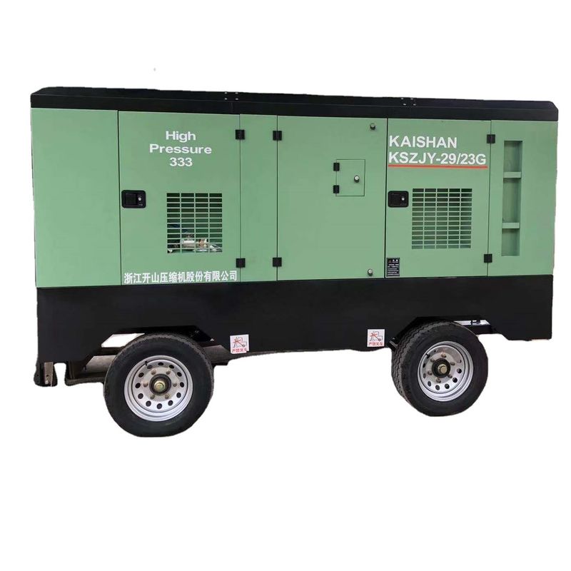 Pressão de 23 bar Forno a parafuso diesel Compressor de ar 65L Capacidade de óleo 29m3/min Capacidade