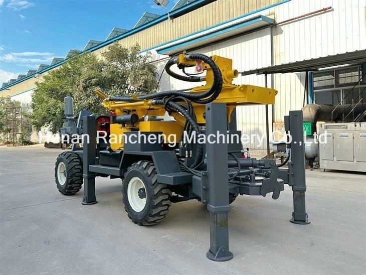 Máquina de perfuração de buracos de quatro rodas, profundidade 220 m, com motor de 65 kW de alta potência