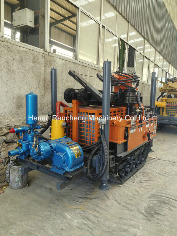 Máquina de perfuração de poços de água de 180m Mini Crawler com motor YuChai de 77,3KW para perfuração