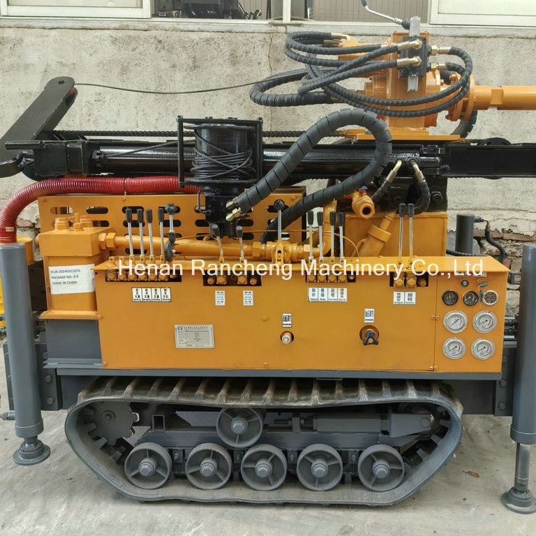 Máquina de perfuração hidráulica de poços de água de 150 m de profundidade 90-300 mm de diâmetro com força de elevação de 12 T