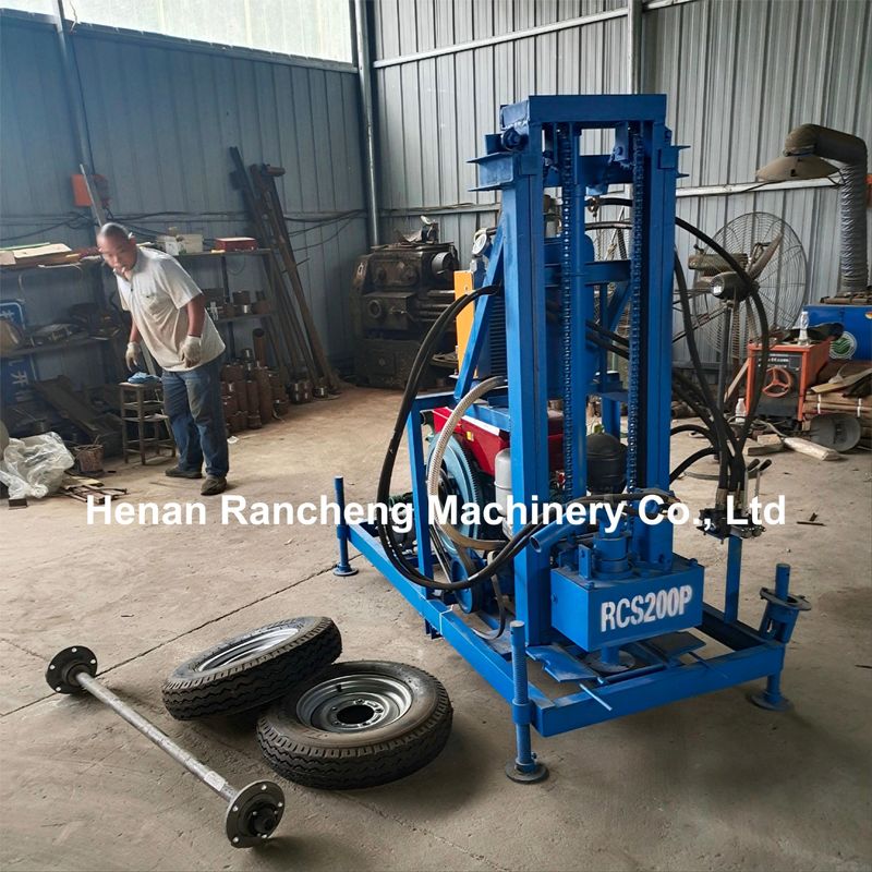 150m DTH Máquina de perfuração de poços hidráulicos de água Remolque pneumático portátil Rig de perfuração montada
