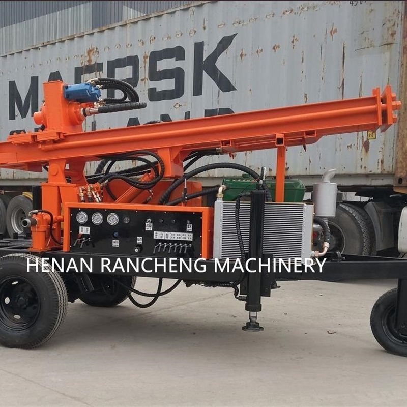 Rig de perfuração de poços de água de 150 m montado em rodas para motor a diesel de 32 HP