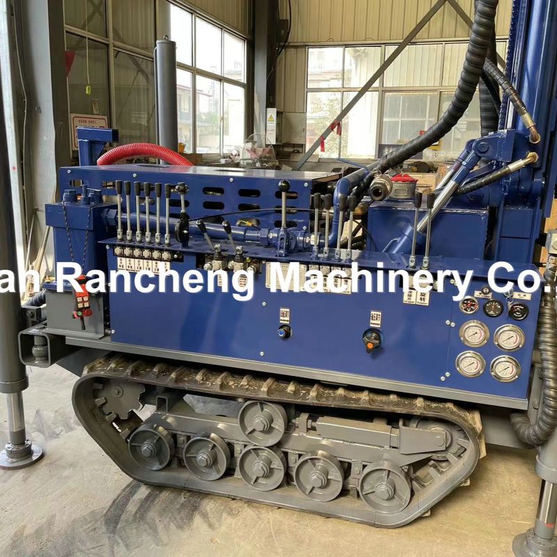 Máquina de perfuração equipada com um poderoso motor diesel Yuchai de 77,3 kW 45-65r/min Velocidade de rotação