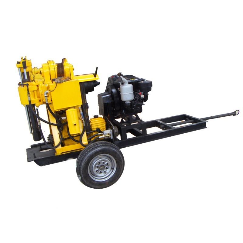 Máquina de perfuração hidráulica de pequena profundidade de 200 m. Máquina de perfuração funcional com motor diesel de 20 cv.
