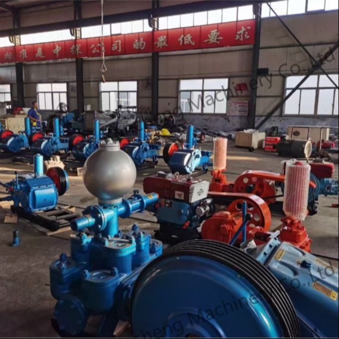 185KW Potência 7MPa Pressão máxima Bomba de lama de perfuração para projetos de poços de água profunda de 1000m 7200kg
