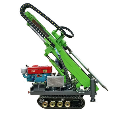 Rodas de borracha montadas em pilhas solares 25HP Motor a diesel 30m Profundidade de pilha