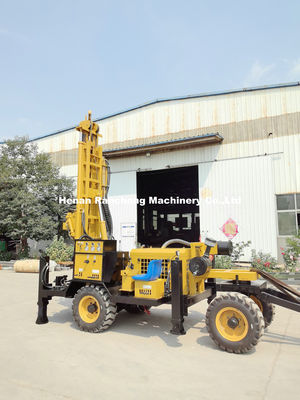 Máquina de perfuração de poços de água de 220m Max 4 rodas diesel tipo reboque